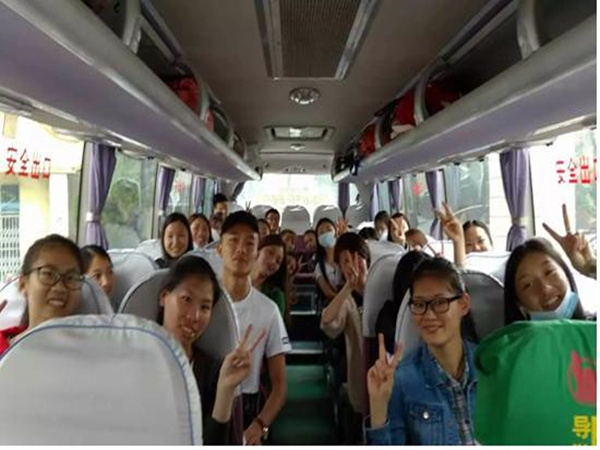 航空服务2014级航空旅客运输实习报告-校园聚