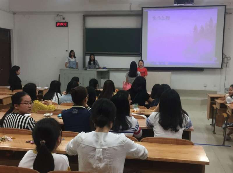 15旅管本科班开展清明节,缅故人,扬传统主题